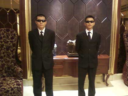 商務(wù)保鏢圖片